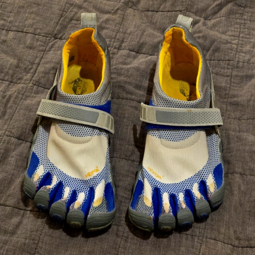 Vibram FiveFingers Blue and Yellow Toe Shoes Bikila